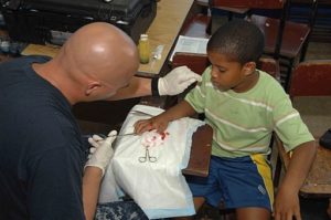 Child_getting_stitches